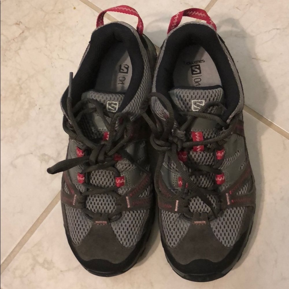 Salomon Kinchega 2 trail hiking shoes